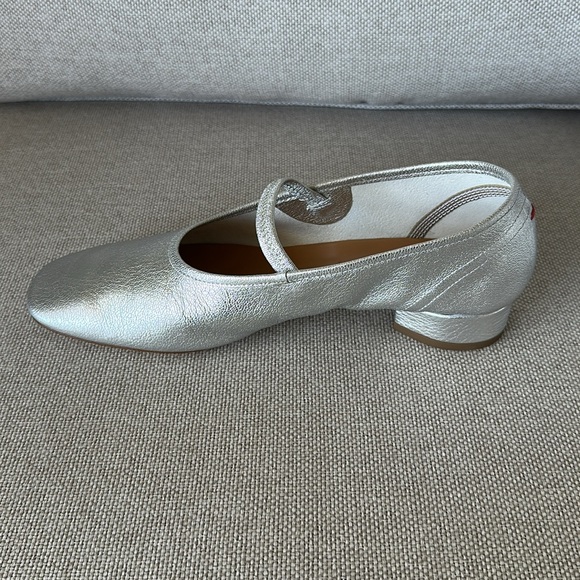 Aeyde Pippa Metallic Mary Jane Pump Size 38.5 - Picture 4 of 9